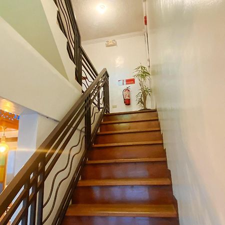 Reddoorz Plus At Balai Sofia Bed & Breakfast Batangas Talisay  Exterior foto
