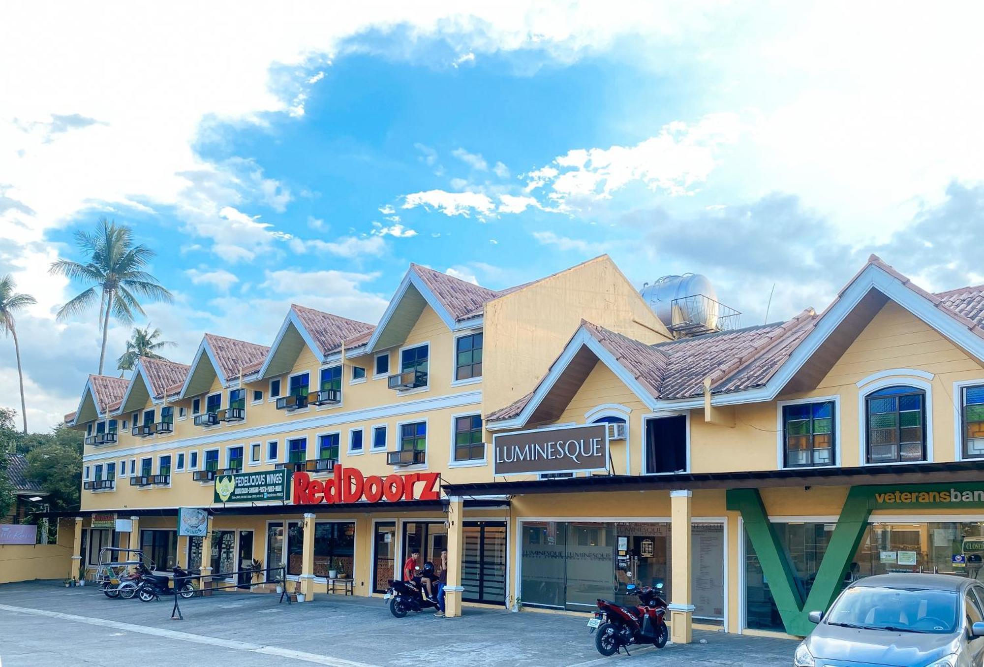 Reddoorz Plus At Balai Sofia Bed & Breakfast Batangas Talisay  Exterior foto